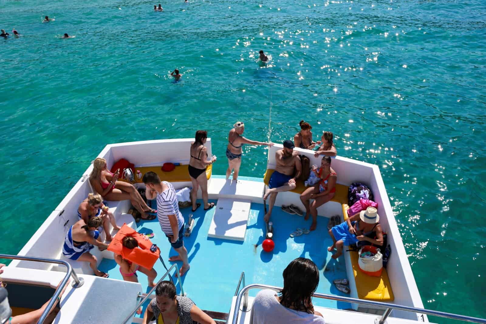 Paphos: Blue Lagoon Boat Cruise with Bus Transfer