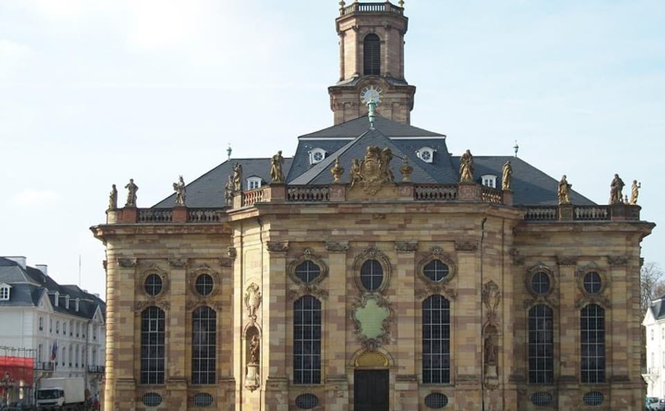 Guided City Walk in Saarbrücken: Explore History and Culture