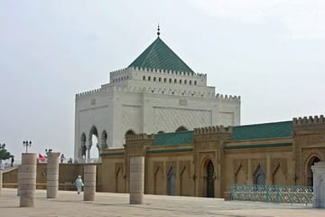 5-Days Tour from Casablanca to Chefchaouen, Tangier, Fes & Rabat