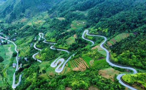 4-Day Motorbike Adventure on the Ha Giang Loop from Hanoi
