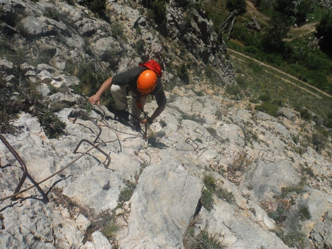 Vía ferrata en Montalbán, Teruel (nivel iniciación) photo 2