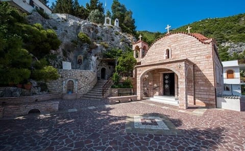 Two-Day Cultural Tour of Peloponnese from Athens