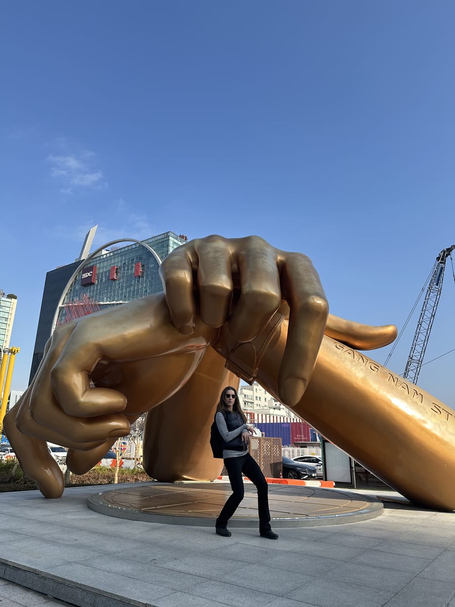 Iconic COEX Starfield Library photo stop