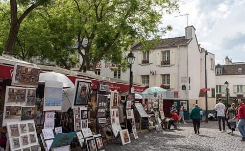 Self-Guided Walking Tour of Montmartre in Paris