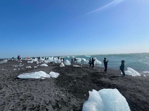 The Frozen Diamond Adventure – Private Jökulsárlón Glacier Lagoon Tour (1–6 Passengers), photo 2