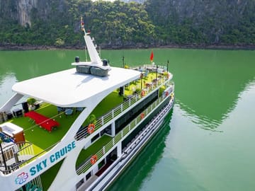 Sky Cruise Luxury 5 Star Halong One Day Tour, Buffet & Jacuzzi