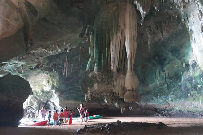 Talabeng Island Sea cave