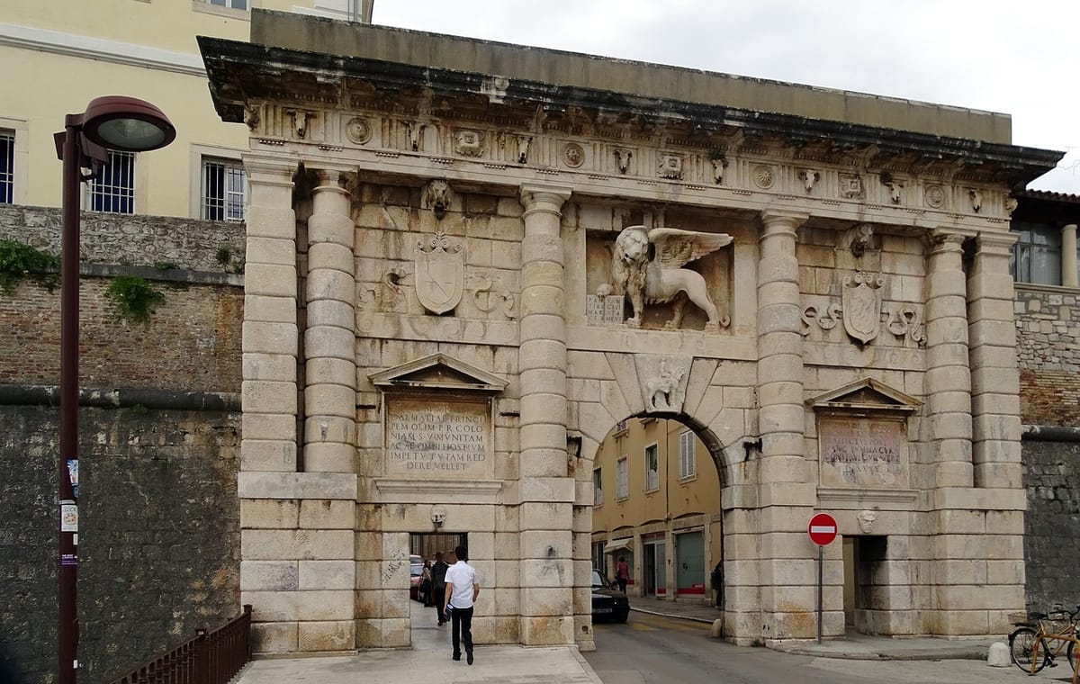 Golden Zadar: History, Culture & Church of Art Walking tour