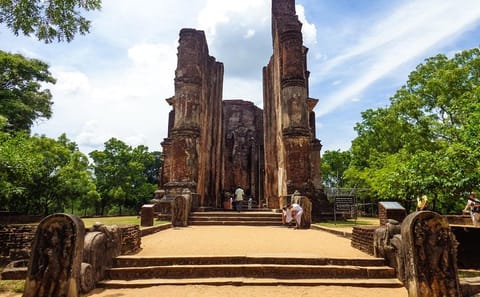 Polonnaruwa Ancient City Day Tour from Negombo