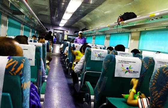 Delhi Agra day trip by Super fast Train