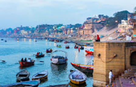 Cultural Tour of Agra and Varanasi from Delhi