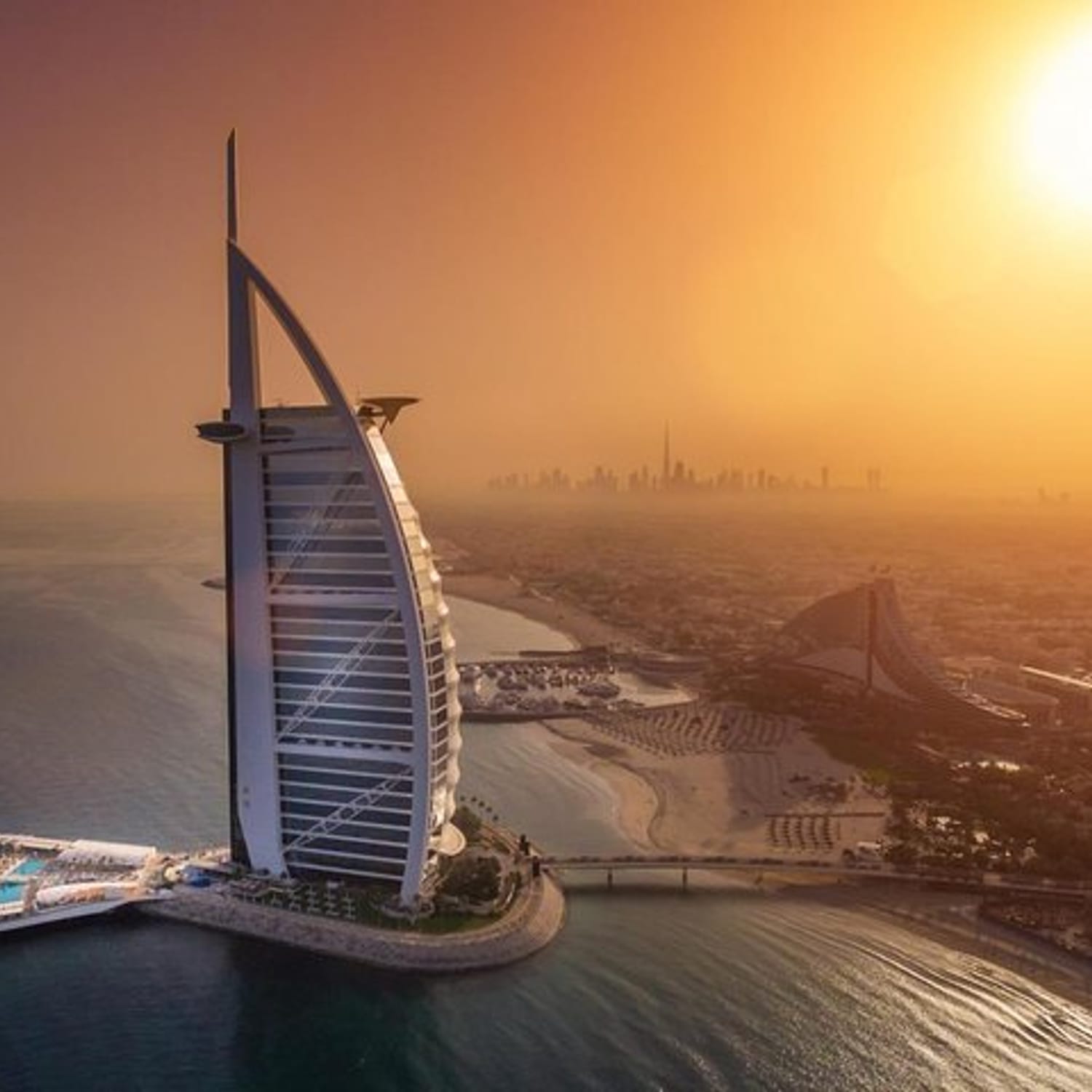 BURJ AL ARAB DINING EXPERIENCE intelligence overview