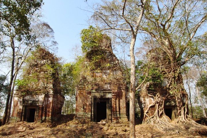 Private Tour to Koh ker and Beng Mealea Temple from Siem Reap