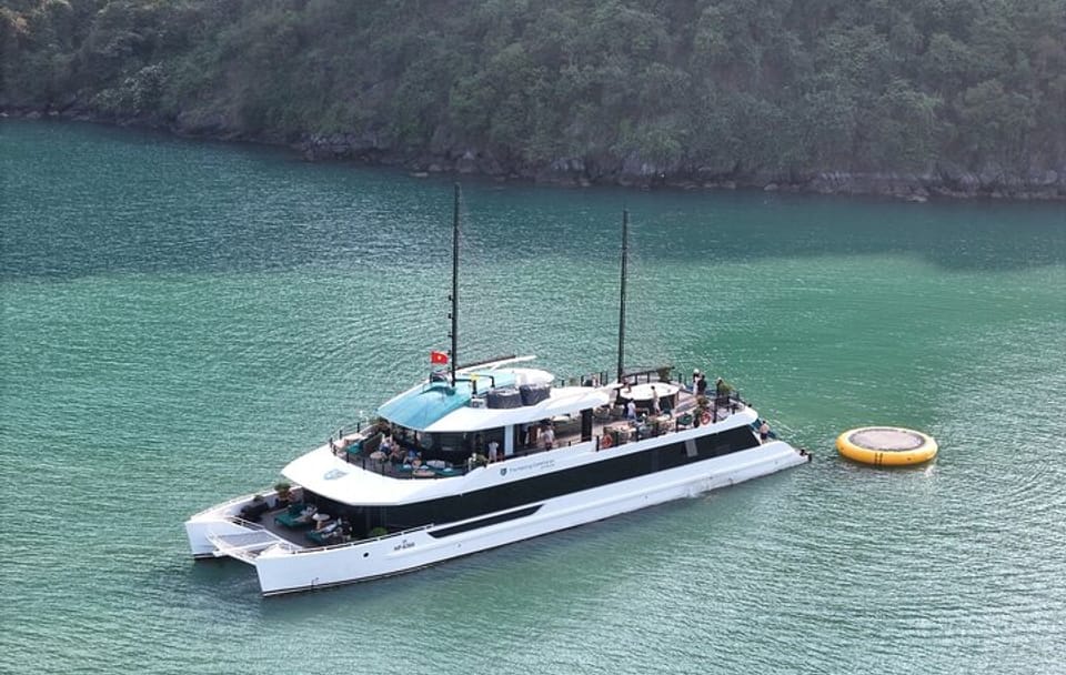 Kayaking and Luxury Catamaran Cruise in Lan Ha Bay