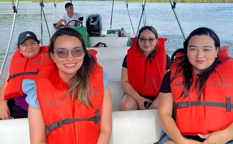 Explore Lake Gatun by Boat: A 3.5-Hour Tour in Panama
