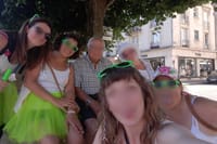 Challenges between girlfriends bride-to-be in Tours
