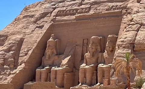 Abu Simbel Temples Tour with Nubian Lunch from Aswan