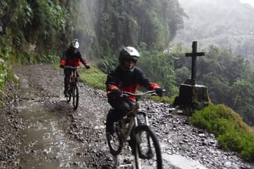 Bike Tour Down the Death Road in La Paz, Bolivia