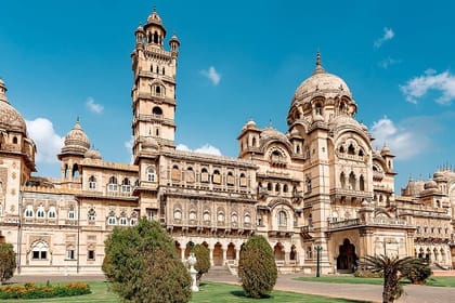 Vadodara to Ahmedabad: Vibrant Cities of Gujarat Tour