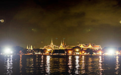 Four-Course Dinner Cruise on Bangkok's Chao Phraya River