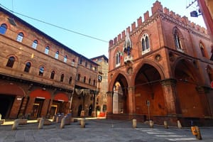 Bologna Murder Mystery: Self-Guided City Quest