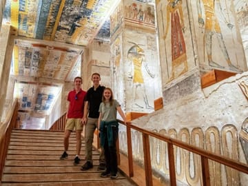 Full Day Tour of the Valley of Kings and Queens in Luxor