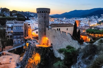 Barcelona City Break: 6-Day Tour with Hop-On Hop-Off Access