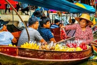 Bangkok: Floating Market, Maeklong Train Market & Dragon Temple 10