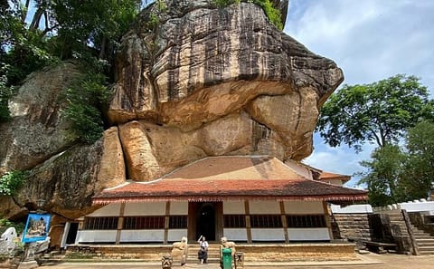 Wayamba Triangle Cultural Tour from Kandy to Kurunegala