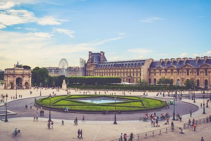 Private Full Day Tour in Paris with Indian Meal from CDG Airport 7
