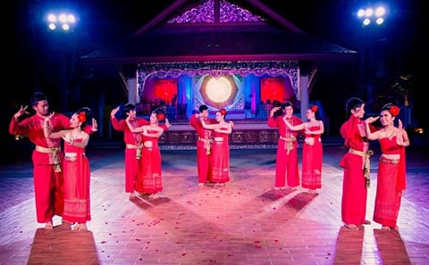 Chiang Mai Traditional Khan Toke Meal & Cultural Performance