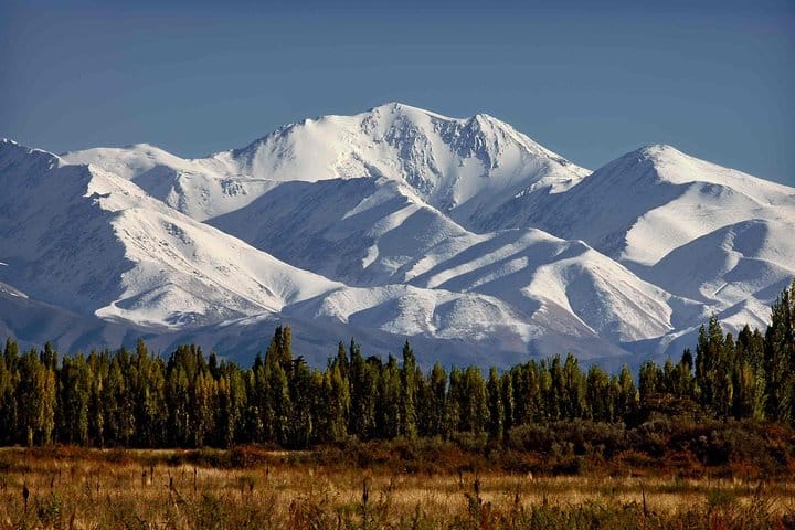 Enjoy the beauties of Mendoza's nature