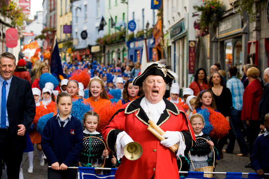 Traditional town crier tour in Galway City. Private guided.