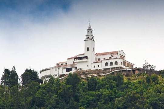 Solo para Pasajeros en Tránsito: Tour Relámpago Bogotá (Regreso Garantizado).
