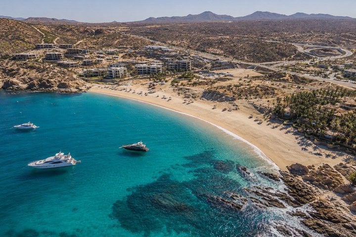 Los Cabos Ultimate Snorkeling Adventure with Open Bar 3