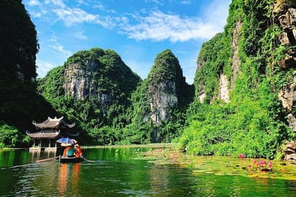 1 Day Luxury Ninh Binh Tour Bai Dinh and Trang An Boat Trip