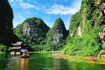 Luxury Day Tour of Bai Dinh and Trang An from Hanoi