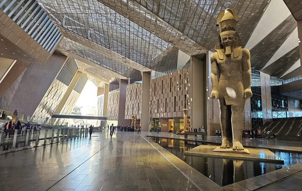 Giza Pyramids & Egyptian Museum Tour