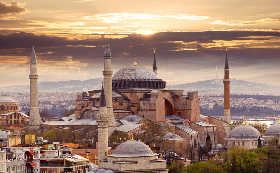 5-Day Private Tour of Istanbul and Cappadocia with Flights