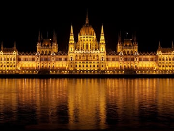 Budapest City Break: 4-Day Cultural Tour and Accommodation