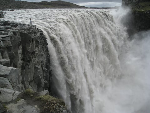Diamond circle, waterfalls and amazing landscapes