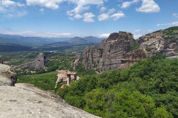 Day Trip to Meteora Monasteries from Thessaloniki