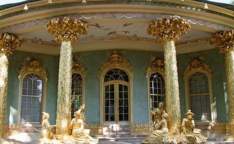 Guided Day Trip from Berlin to Potsdam with Palace Visits