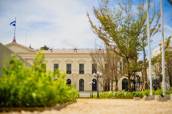 San Salvador City Tour