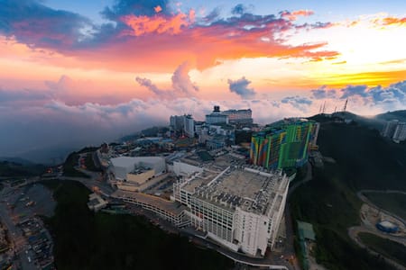 Private Genting Highlands Tour with Genting SkyWorlds Outdoor Theme Park Ticket