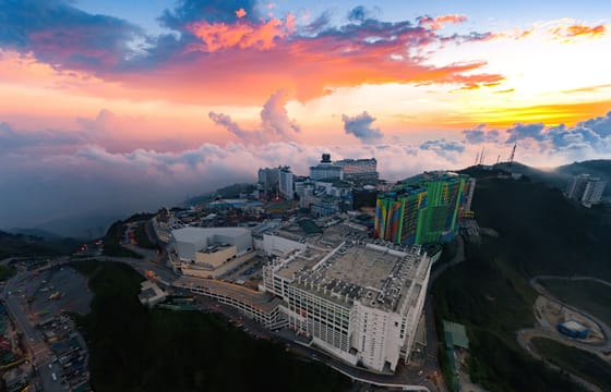 Genting Highlands Tour with Awana Cable Car and Premium Outlets (SIC)