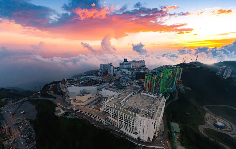 Private Day Tour of Genting Highlands with SkyWorlds Ticket