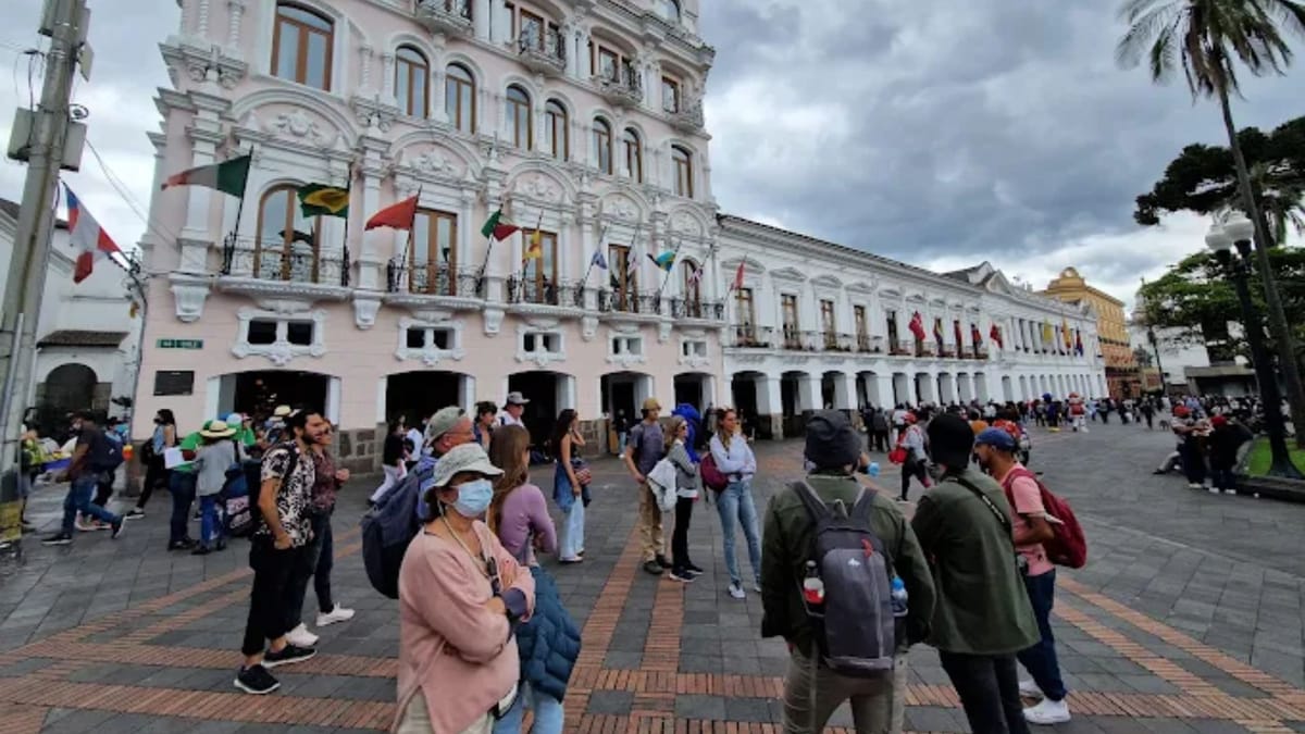 Private panoramic Quito – Teleferico tour from the heights