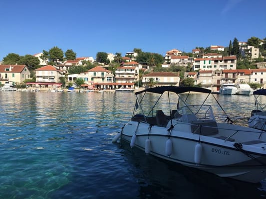 Blue Lagoon and Solta Private Boat Tour from Trogir and Split