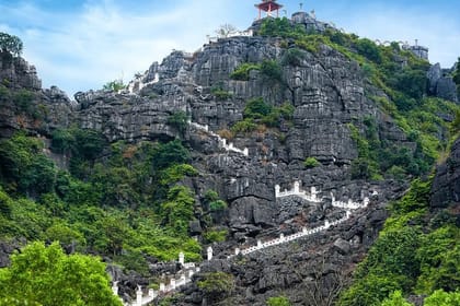 Ninh Binh Daily Tour: Hoa Lu -Mua Cave -Tam Coc- Bike-Swimming with Sunset Party